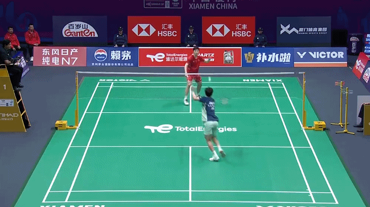 四连冠！中国羽毛球队在2025苏迪曼杯决赛3-1力克