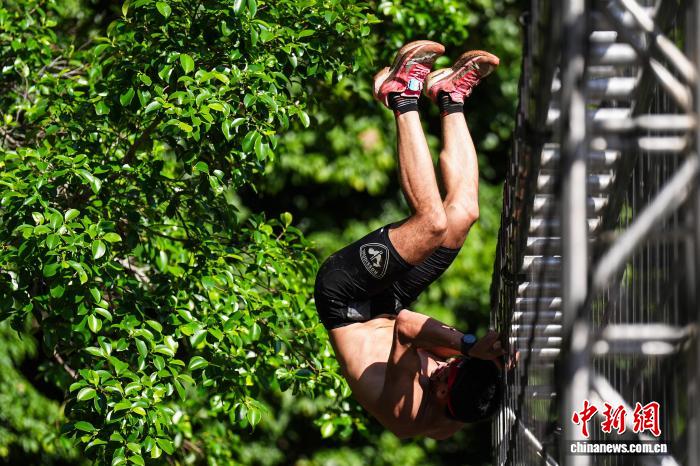 斯巴达勇士赛首站深圳开赛 近4000勇士角逐冠军