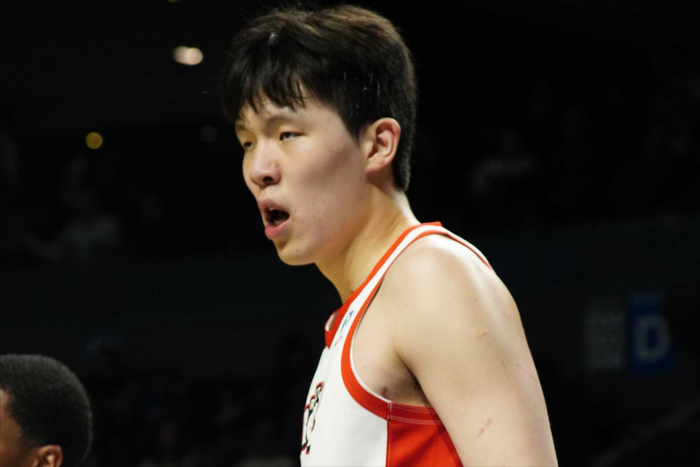 杨瀚森高原鏖战助开拓者晋级，球队违规被罚1