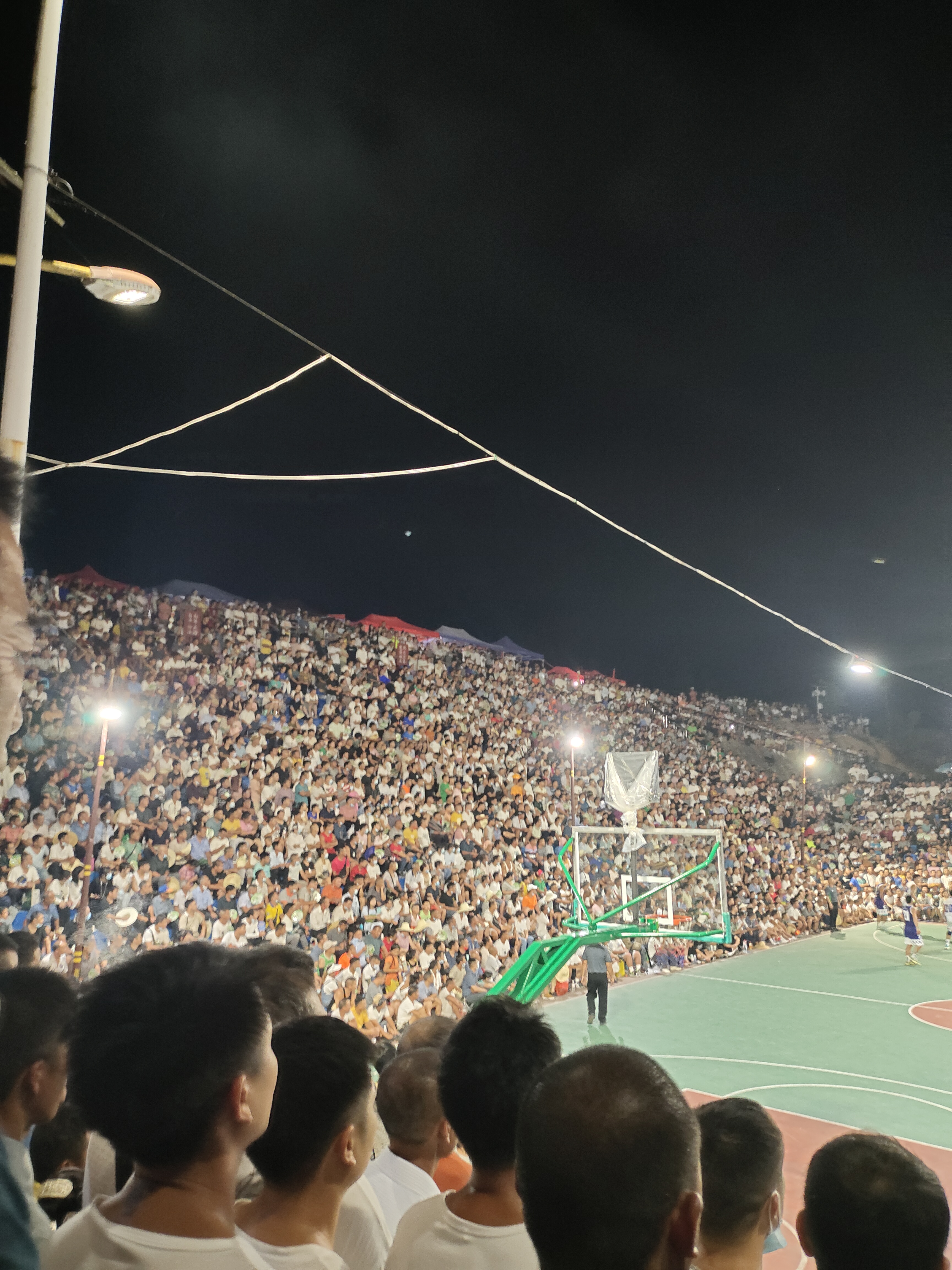 贵州台盘村村BA引爆乡村篮球文化